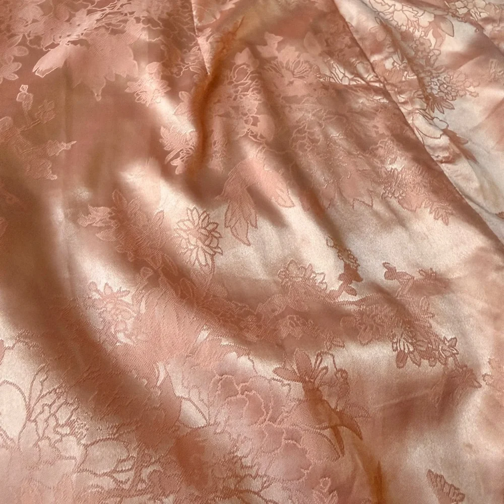 Elegant Floral Pink Skirt - Picture 3 of 4